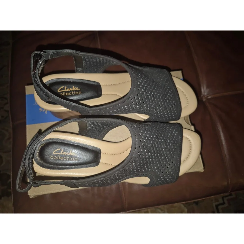 Clarks Size 9W Womens Desiree Sail Black Nubuck Block Heel Sandals Comfort wide